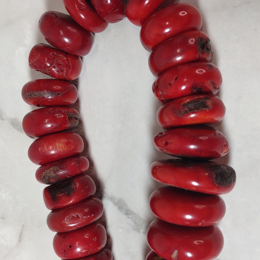 Vintage Artisan Crafted Coral Necklace - Picture 3 of 6